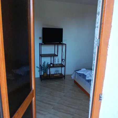 بيت ضيافة Farlalievi سوزوبول