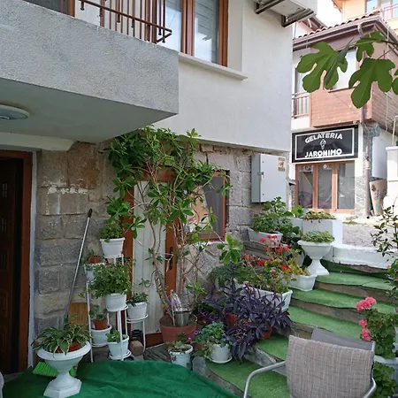 Farlalievi 3* Sozopol