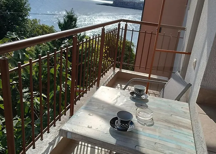 Farlalievi Vendégház Szozopol